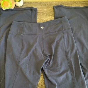lululemon navy blue flare leggings